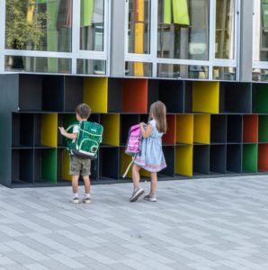 Neu gestalteter Schulhof | Karl-Rehbein-Schule | Schüler